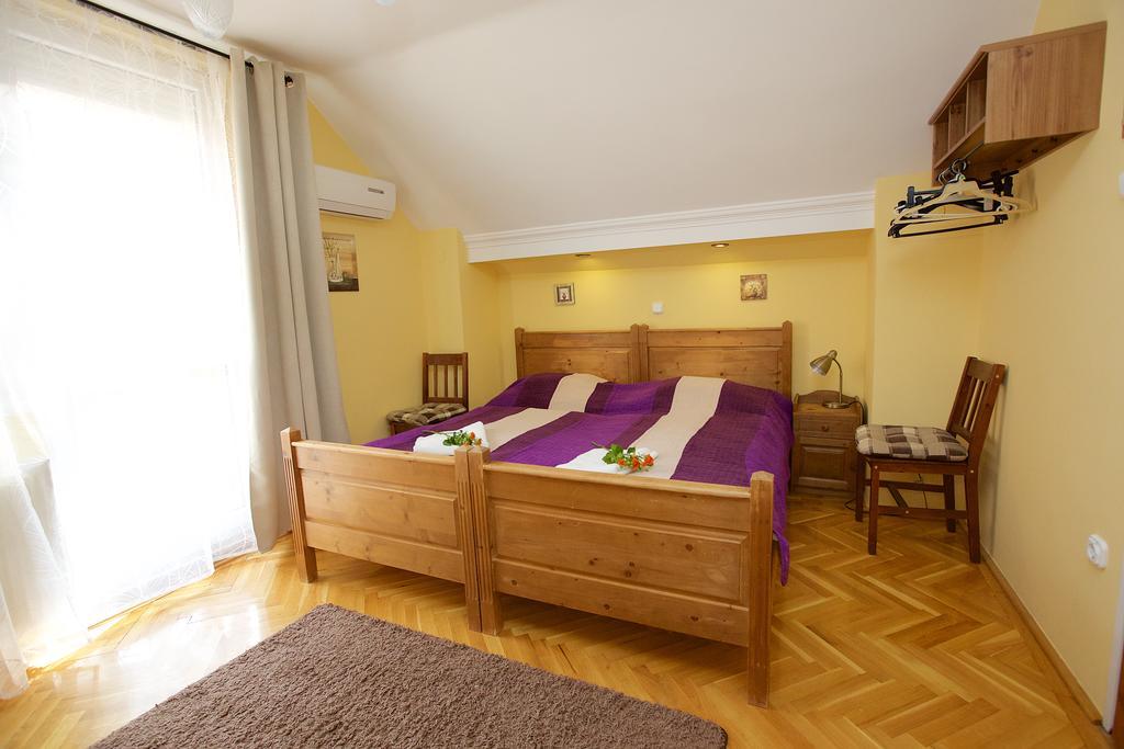 Ferienwohnung Fonix Apartmanhaz Hajdúszoboszló Exterior foto