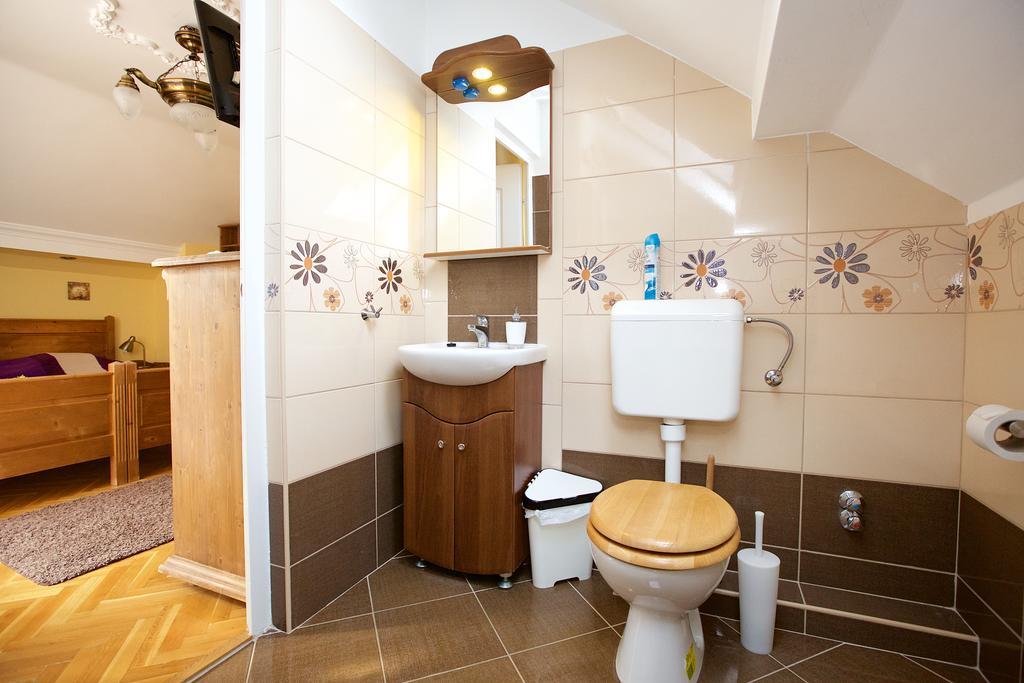 Ferienwohnung Fonix Apartmanhaz Hajdúszoboszló Exterior foto